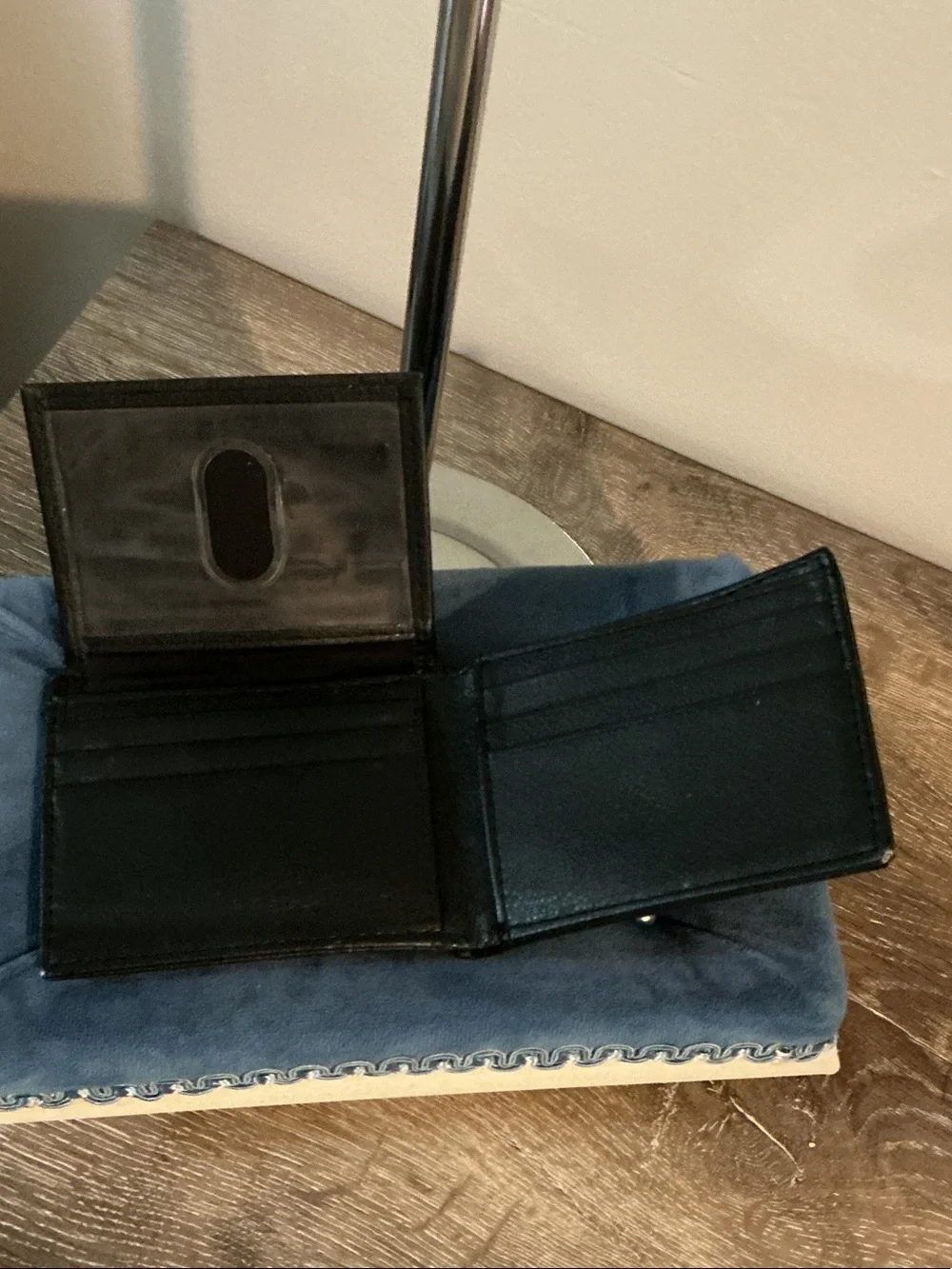 Embossed Cross Pattern Black Bifold Wallet Card Slots ID Wallet Bill Slip EUC